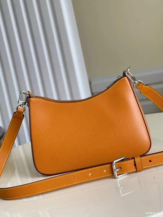 WIS VUITTON LOUIS MARELLE 0209